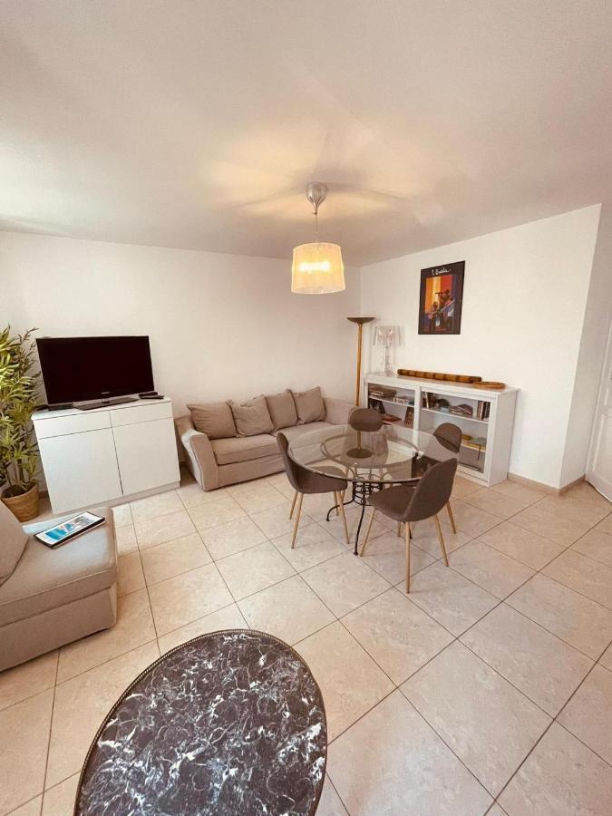 Appartement Cosy T2 - 4 Personnes -Proche De La Mer Marsella Exterior foto